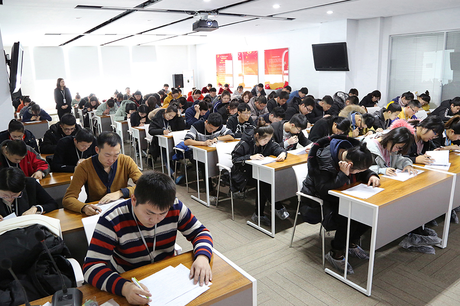 “掌握安全知識，提高安全技能”哈三聯(lián)第七屆安全生產(chǎn)知識競賽活動舉行